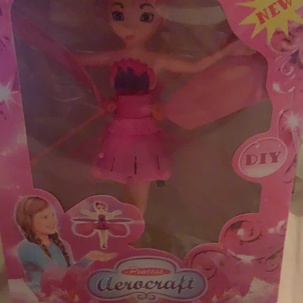 Motion hand flying princess